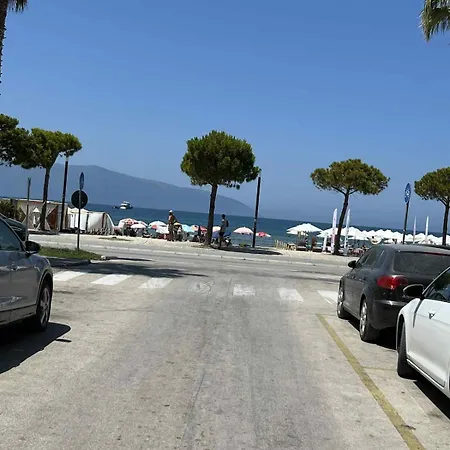 Melinas In Lungomare Διαμέρισμα *